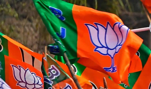 ಮುಂಬೈ ಮಹಾನಗರ ಪಾಲಿಕೆ ಚುನಾವಣೆ, ಬಿಜೆಪಿ ಮೈತ್ರಿಕೂಟ ಭರ್ಜರಿ ಗೆಲುವು: ಬೆಂಗಳೂರಿನಲ್ಲಿ ಸಂಭ್ರಮಾಚರಣೆ